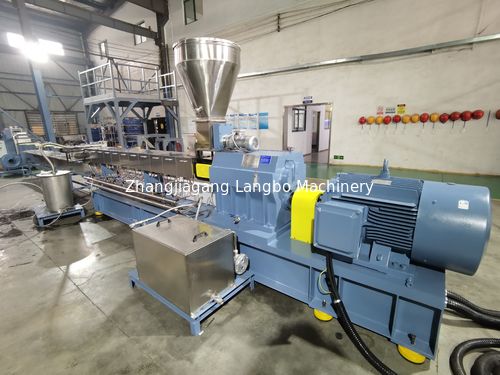 के बारे में नवीनतम कंपनी का मामला Strand Cutting Granulating Line