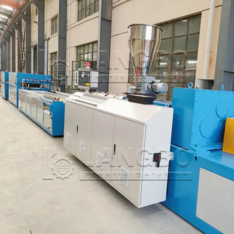 के बारे में नवीनतम कंपनी का मामला PVC Door Panel Extrusion Line Supports Continuous PVC Panel Production in Egypt