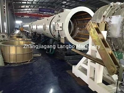 नई डबल स्क्रू पीवीसी पाइप एक्सट्रूज़न लाइन बनाने की मशीन