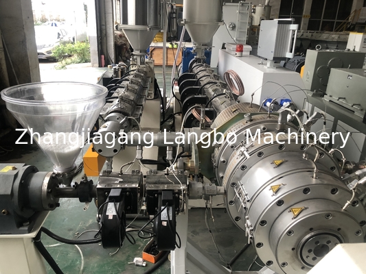 पीई पाइप सिंगल स्क्रू एक्सट्रूडर 210KW 75/38 उच्च क्षमता