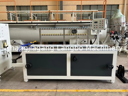 55KW मोटर पावर पीवीसी प्रोफाइल एक्सट्रूडर