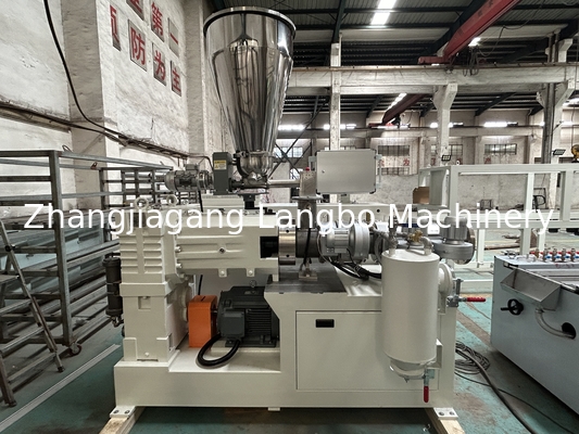 उच्च परिशुद्धता मोटाई नियंत्रण पीवीसी मूल्य टैग extruder मशीन