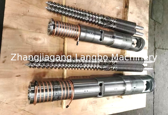 50-200 मिमी पीवीसी पाइप एक्सट्रूज़न लाइन / पीवीसी पाइप बनाने की मशीन / पीवीसी पाइप उत्पादन लाइन