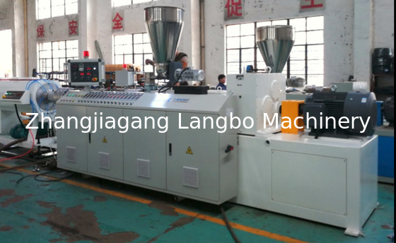 50-150 मिमी प्लास्टिक पीवीसी पाइप बनाने की मशीन / पानी पाइप के लिए पीवीसी पाइप extruder