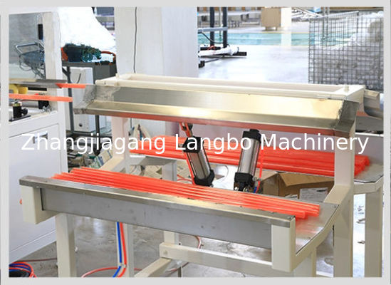 प्लास्टिक पीवीसी पानी के पाइप आपूर्ति उत्पादन लाइन आकर्षक कीमतों के साथ उच्च प्रदर्शन एक्सट्रूडर के साथ पीवीसी पाइप बनाने मशीन