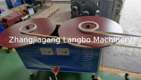 फर्नीचर प्लास्टिक पीवीसी किनारे बैंडिंग extruding और बनाने की मशीन पीवीसी किनारे बैंडिंग स्ट्रिप्स टेप extrusion लाइन extruder मशीन