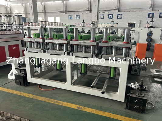 भरोसेमंद Co Extrusion क्रस्ट फोम Celuka विदेशी मुद्रा स्किनिंग फोम बोर्ड शीट एक्सट्रूडर लाइन