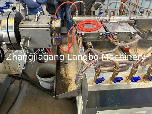 पूर्ण स्वचालित पीवीसी पाइप बनाने की मशीन पानी की आपूर्ति जल निकासी रासायनिक उद्योग खनन नलिका