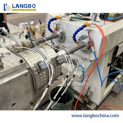 स्वचालित ट्विन स्क्रू पीवीसी पाइप मशीन, पीवीसी नली उत्पादन लाइन