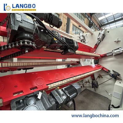 पीएलसी नियंत्रण पीवीसी पाइप उत्पादन लाइन उच्च उत्पादन और उत्पादकता