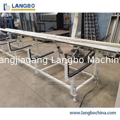 उच्च आउटपुट उन्नत पीपीआर प्लास्टिक एक्सट्रूज़न उत्पादन लाइन एकल पेंच एक्सट्रूडर पाइप बनाने की मशीन