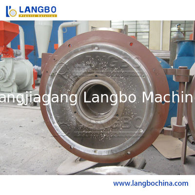 पीवीसी प्लास्टिक रीसाइक्लिंग पल्वेराइज़र ग्राइंडर मशीन पाइप पैनल प्रोफाइल के लिए