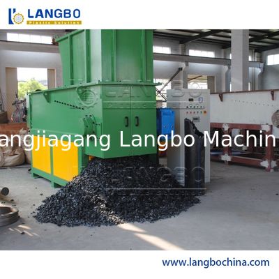 ऑटोमैटिक अपशिष्ट प्लास्टिक रीसाइक्लिंग स्क्रैडर पालतू बोतल कुचल/क्रैशर मशीन