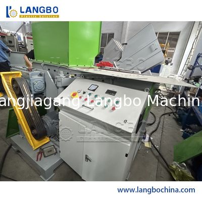 औद्योगिक एकल शाफ्ट अपशिष्ट धातु स्क्रैप प्लास्टिक पीपी/पीई/एचडीपीई/एलडीपीई/पीवीसी पाइप Shredder मशीन