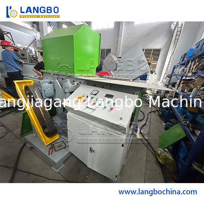 अपशिष्ट प्लेट/टायर/लकड़ी/प्लास्टिक/कार बम्पर/पाइप स्क्रैडर डबल शाफ्ट स्क्रैडर मशीन