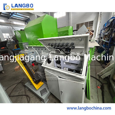 प्लास्टिक रीसाइक्लिंग लाइन के लिए रीसायकल प्लास्टिक श्रेडर क्रशर क्रशिंग श्रेडिंग मशीन प्लास्टिक श्रेडर क्रशर क्रशिंग श्रेडिंग रीसाइक्लिंग मशीन