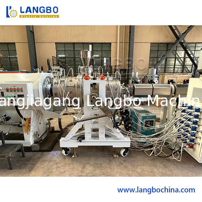 पीई पाइप एक्सट्रूज़न उत्पादन लाइन Co एक्सट्रूज़न प्लास्टिक एक्सट्रूडर मशीन