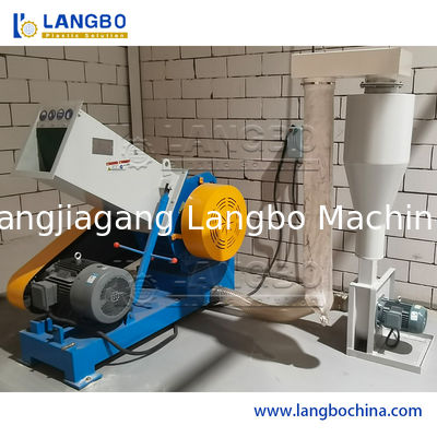 प्लास्टिक रीसाइक्लिंग लाइन के लिए स्वचालित रीसायकल प्लास्टिक क्रशर क्रशिंग मशीन