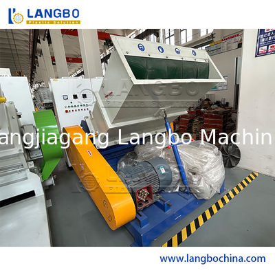 औद्योगिक अपशिष्ट पालतू बोतल श्रेडर/क्रशिंग मशीन प्लास्टिक बोतल क्रशर