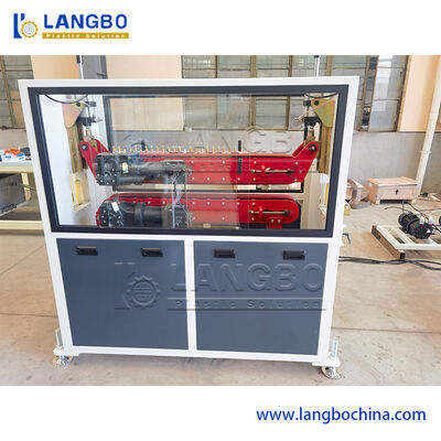 उच्च आउटपुट पीवीसी प्रोफाइल एक्सट्रूज़न लाइन 300 एमएम प्रोफाइल साइज 250 केजी / एच क्षमता