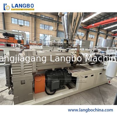 प्लास्टिक यूपीवीसी पीवीसी छत गटर केबल ट्रंकिंग खिड़की दरवाजा फ्रेम दीवार पैनल खोखले बोर्ड कोने मोती WPC डेकिंग प्रोफाइल एक्सट्रूज़न उत्पादन बनाने की मशीन