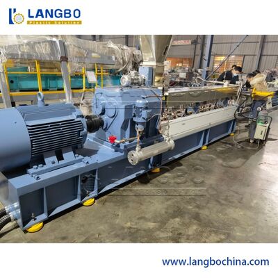 150 किलो / एच प्लास्टिक पेलेटिटिंग मशीन अर्द्ध स्वचालित संचालित शीर्ष फ़ीडिंग