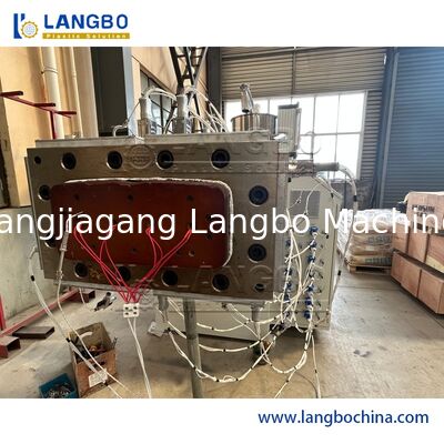 उच्च गुणवत्ता वाले प्लास्टिक पीवीसी प्रोफाइल फोम एक्सट्रूडर WPC विधवाओं दरवाजा फ्रेम फर्श पीपी पीई पीसी खोखले बोर्ड सील स्ट्रिप एक्सट्रूज़न उत्पादन लाइन