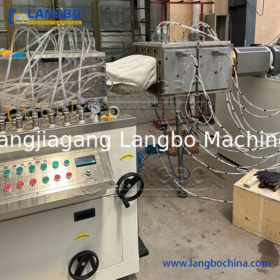 WPC/UPVC/PVC/PE/PP वॉल पैनल/विंडो/डोर/डेकिंग/फेंस/विंडोजिल लकड़ी प्लास्टिक फर्श प्रोफाइल एक्सट्रूज़न उत्पादन लाइन