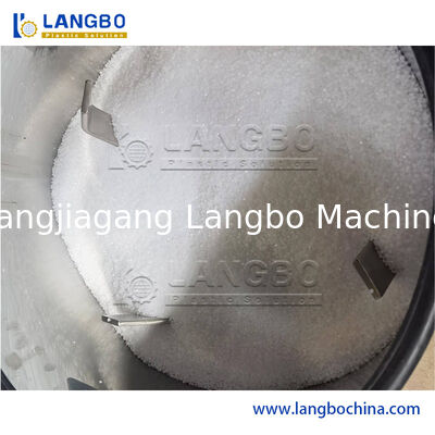 पीपी पीई रंग मास्टरबैच औद्योगिक मिश्रण ऊर्ध्वाधर प्लास्टिक ग्रेन्यूल मिक्सर