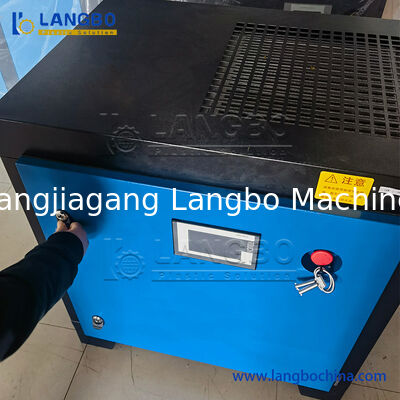 7.5kw 10HP Cwd7 ऑयल इंजेक्टेड फिक्स्ड स्पीड रोटरी स्क्रू एयर कंप्रेसर