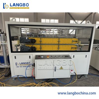 350kgs/घंटा क्षमता और  PLC नियंत्रण के साथ 3 लेयर को-एक्सट्रूज़न पीपीआर पाइप एक्सट्रूज़न लाइन