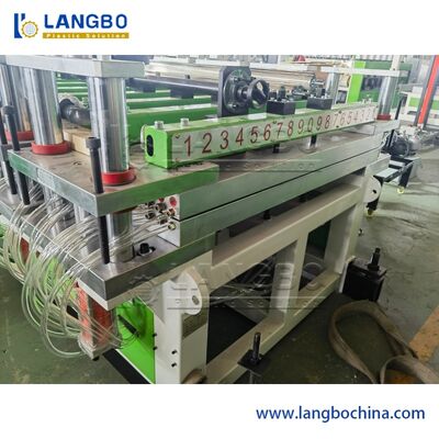 फोम बोर्ड सिंगल स्क्रू एक्सट्रूडर मशीन पूर्ण स्वचालित नियंत्रण नई हालत