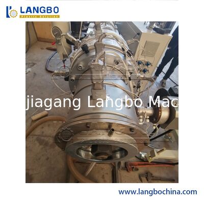 उच्च उन्नत पीवीसी एचडीपीई पीई प्लास्टिक पाइप बनाने की मशीन 315 मिमी एक्सट्रूज़न लाइन मशीन