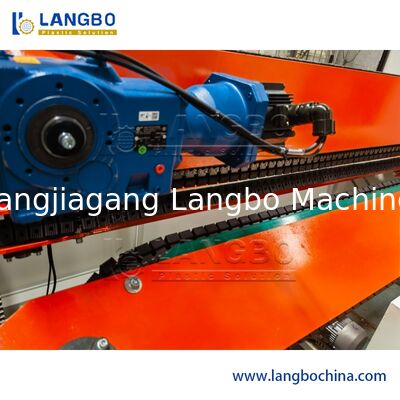 लोकप्रिय प्लास्टिक एचडीपीई पीई पीपीआर पीवीसी पानी पाइप आपूर्ति जल निकासी नली नली बाहर निकालना उत्पादन