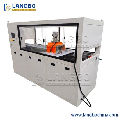 पीपी पीई पीवीसी अपशिष्ट पुनर्नवीनीकरण प्लास्टिक लकड़ी टिम्बर कम्पोजिट डब्ल्यूपीसी डेकिंग फर्श बाड़ पोस्ट दीवार क्लैडिंग विंडो डोर पैनल फ्रेम प्रोफाइल एक्सट्रूडर मशीन