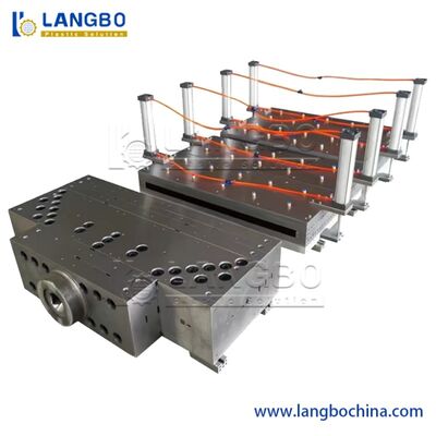 डब्ल्यूपीसी/पीवीसी/पीई/पीपी/पीसी/पीएस विंडो/बाड़/पैडल/डेकिंग/पाइप/बोर्ड/फर्श/छत/एजबैंड/ट्रंक/फ्रेम/दीवार पैनल/दरवाजा/छत/गैस्केट प्रोफाइल प्लास्टिक एक्सट्रूज़न मशीन