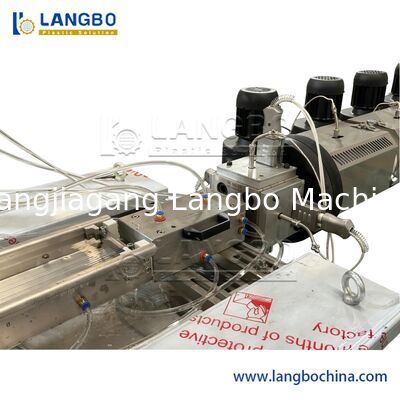 पीवीसी प्रोफाइल बनाने की मशीन प्लास्टिक पीवीसी मूल्य टैग प्रोफाइल एक्सट्रूडर मशीन सुपरमार्केट के लिए पीवीसी मूल्य टैग एक्सट्रूडर मशीन