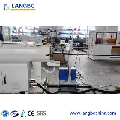 एचडीपीई पीई पाइप एक्सट्रूज़न लाइन 16-800 मिमी पाइप रेंज और 60-900 किग्रा क्षमता के साथ पानी और कंड्यूट पाइप के लिए