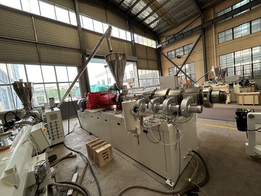 एसजेएसजे92/188 एक्सट्रूडर 180-710 मिमी प्लास्टिक यूपीवीसी बनाने की मशीन