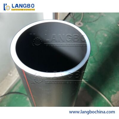 पीई पाइप एक्सट्रूडर | स्वचालित फीडिंग सिस्टम समान मिश्रण के लिए उच्च-सटीकता स्क्रू